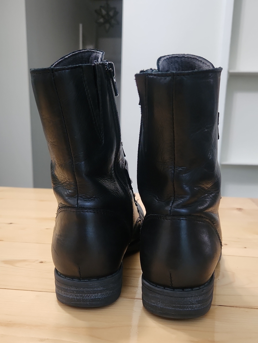 Miz Mooz Leighton Black Leather Strap Moto Ankle Bootie Size 9 - Picture 10 of 16